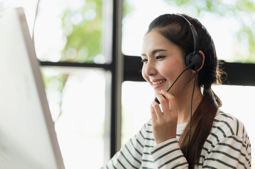 Contact centre agent making an outbound call.